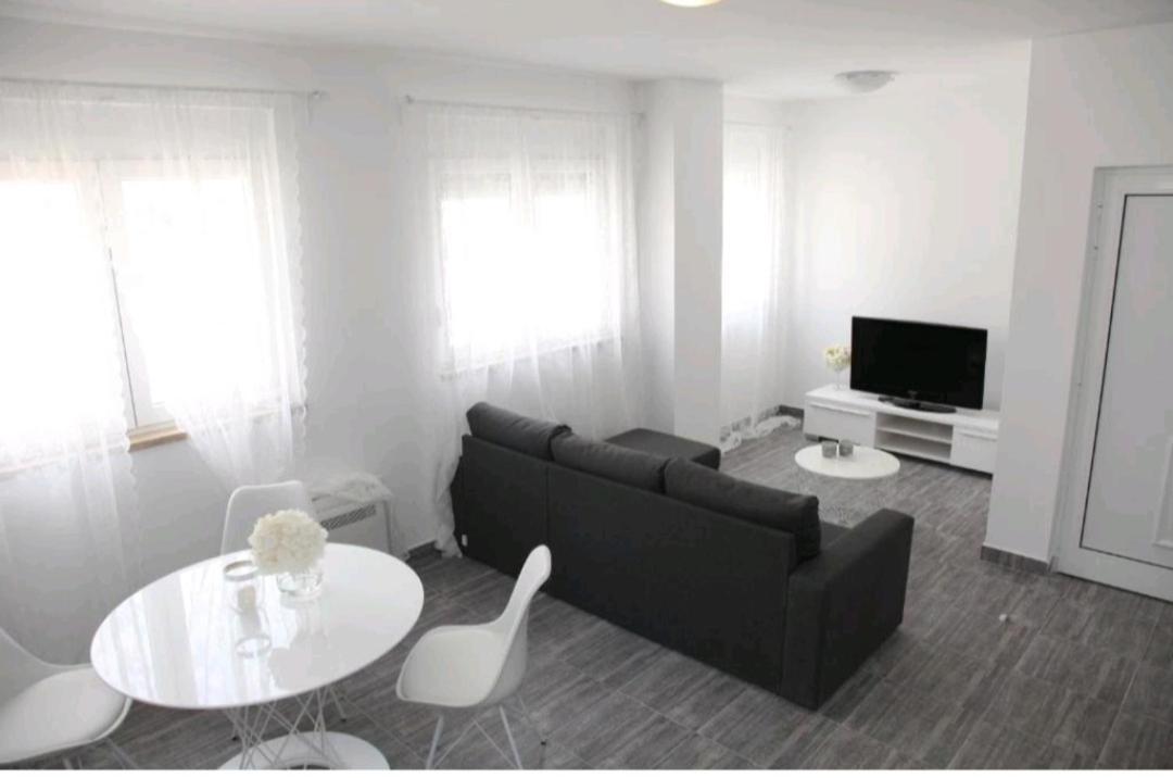 Apartments Mare Gradac  Habitación foto