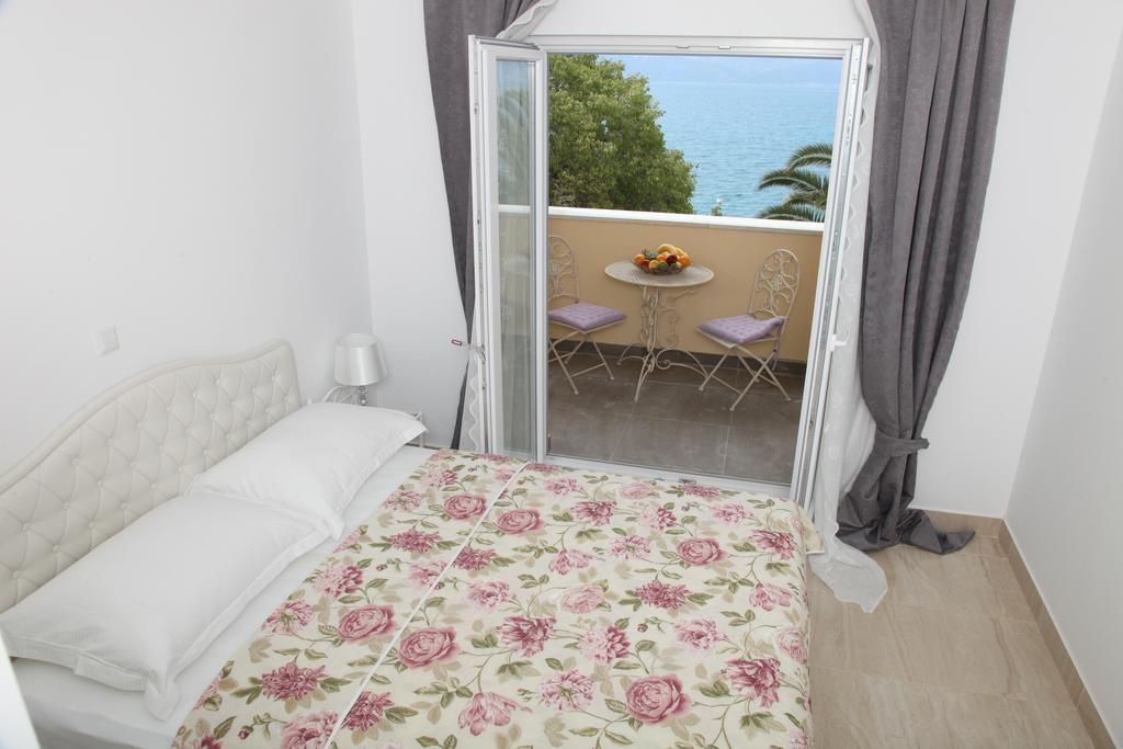 Apartments Mare Gradac  Exterior foto